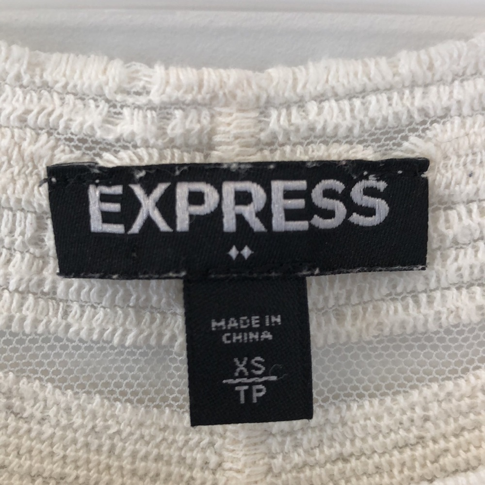 Express Sheer Embroidered Top - Picture 6 of 7